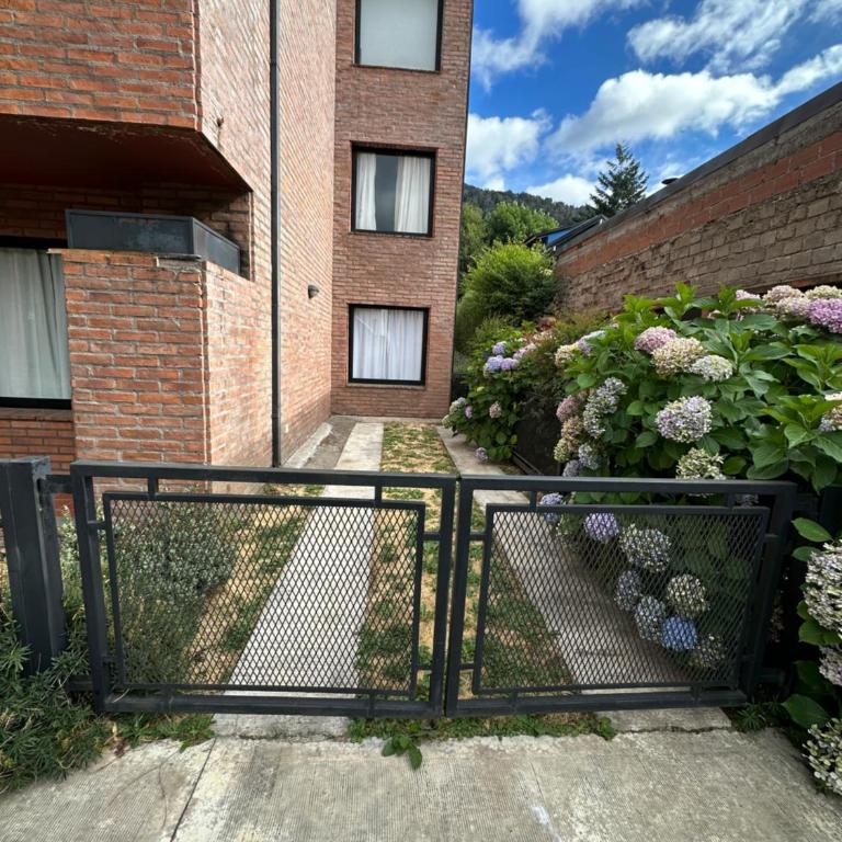 Amplio departamento cerca del centro en zona tranquila. Fosbery - Apartamento de 2 dormitorios - 16