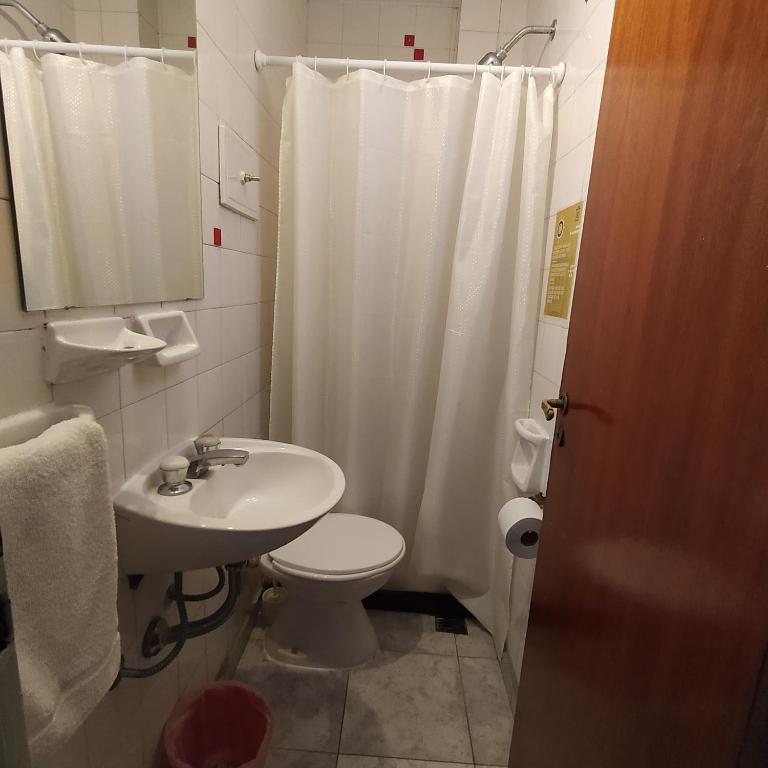 Play Hostel Arcos - Economy Twin Room - 6