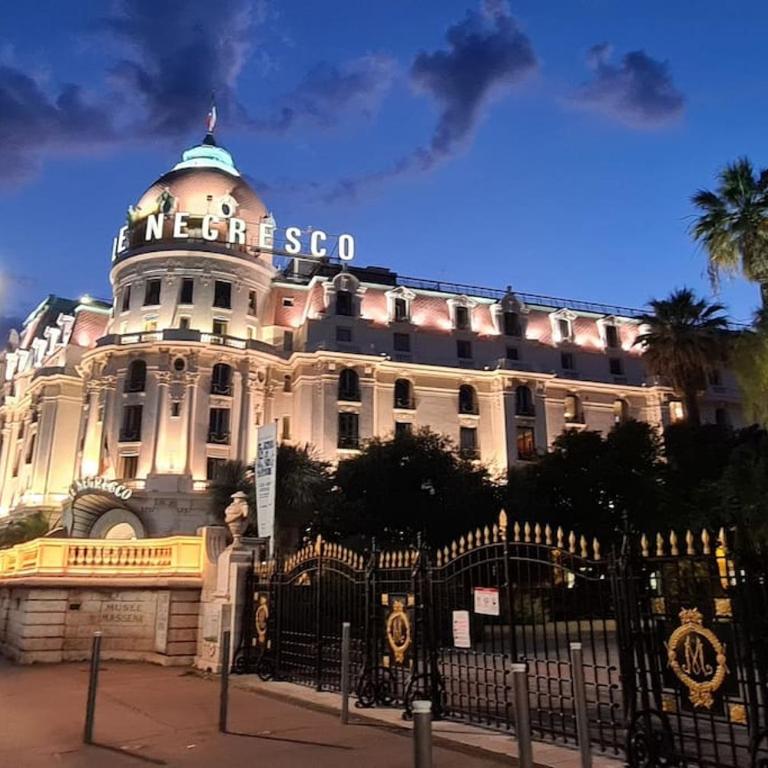 From 1882, romantic flat, in the Golden Square - Appartement 1 Chambre - 24