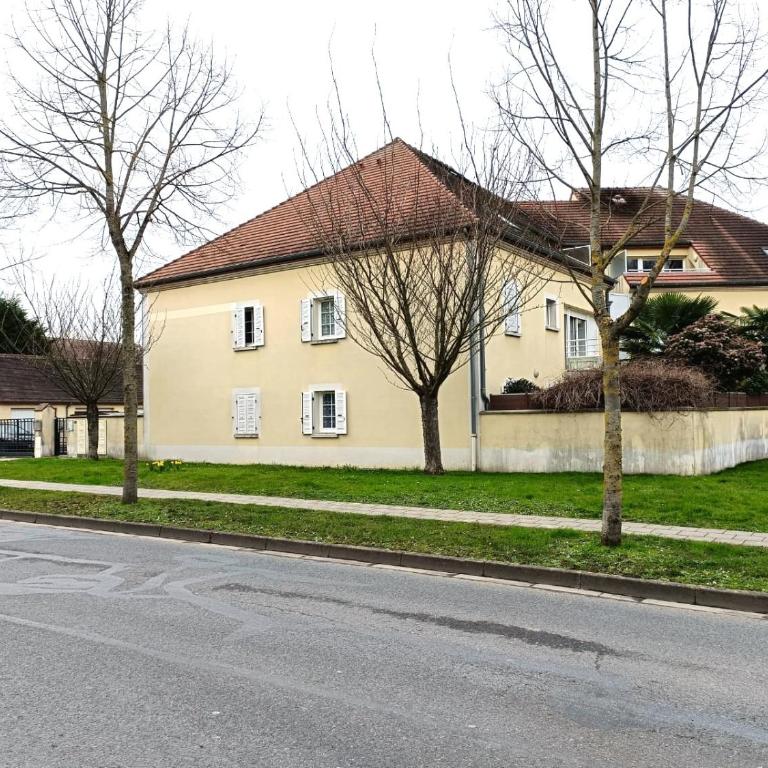 Les vergers de Serris, 6 personnes, 2 PK privés, balcon, lit bébé - Apartment mit 2 Schlafzimmern - 5