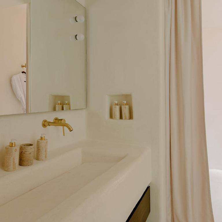 Hotel Milam - Habitación Superior con cama extragrande - 16