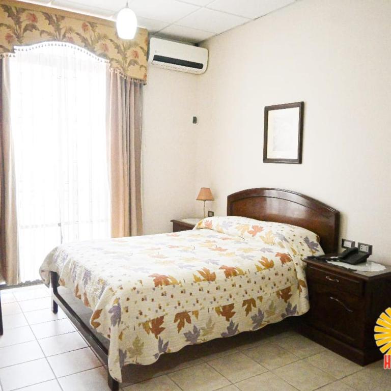 Hotel del Sol - Habitación Individual - 1