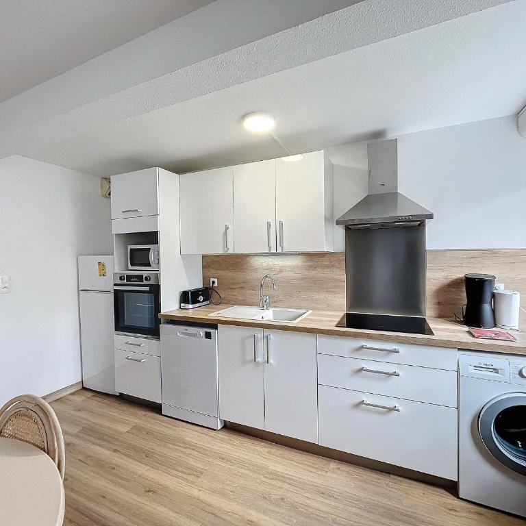 F2 avec terrasse, proche Thermes, animaux acceptés, wifi, parking - FR-1-451-25 - Apartamento de 1 dormitorio - 6