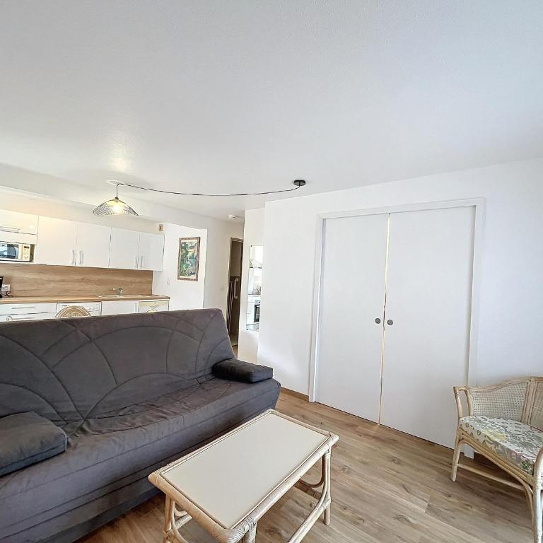 Charmant F2 avec Terrasse, Proche Thermes et Centre-Ville - Animaux Bienvenus, Wifi Inclus - FR-1-451-205 - Apartamento de 1 dormitorio - 5