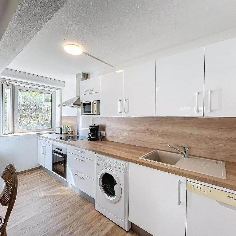 Charmant F2 avec Terrasse, Proche Thermes et Centre-Ville - Animaux Bienvenus, Wifi Inclus - FR-1-451-205 - Apartamento de 1 dormitorio - 6