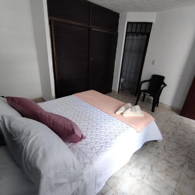 lindo apartamento cerca ala Basílica buga - Apartamento de 3 dormitorios - 3