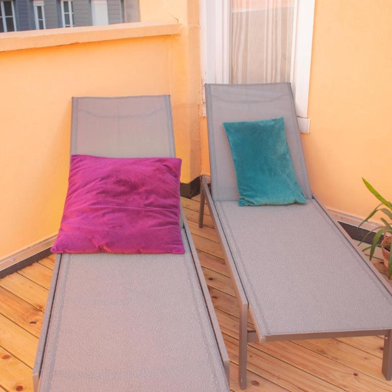 SPA central charmant duplex cosy 90m2 à 300m rue piétonne et 500 m du port - Appartement 1 Chambre - 35