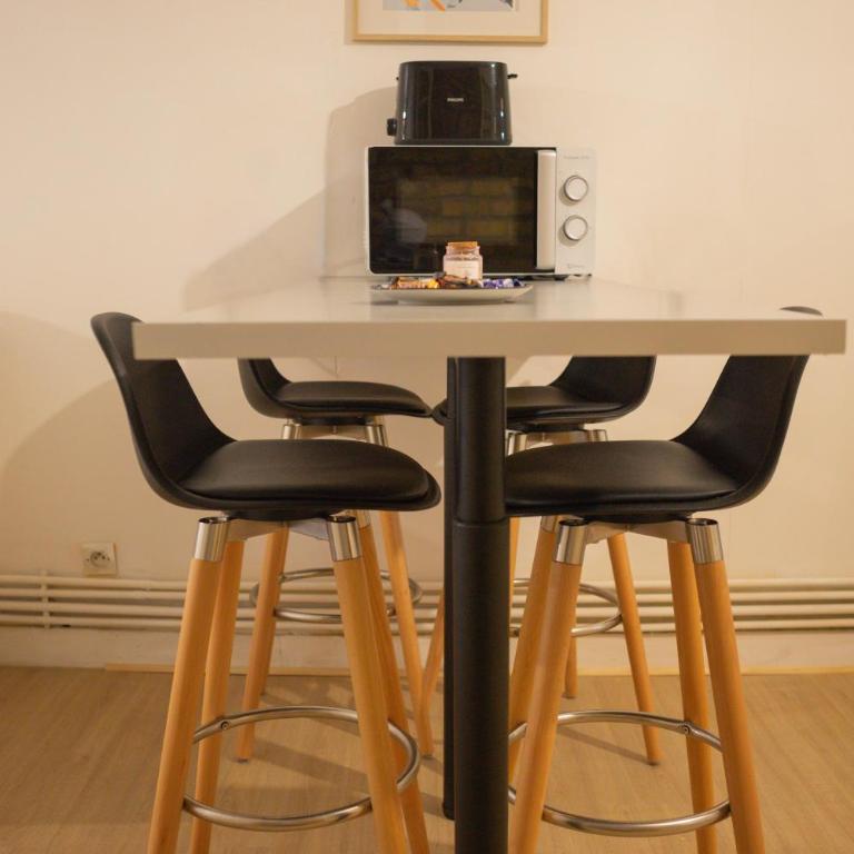 SPA central charmant duplex cosy 90m2 à 300m rue piétonne et 500 m du port - Appartement 1 Chambre - 50