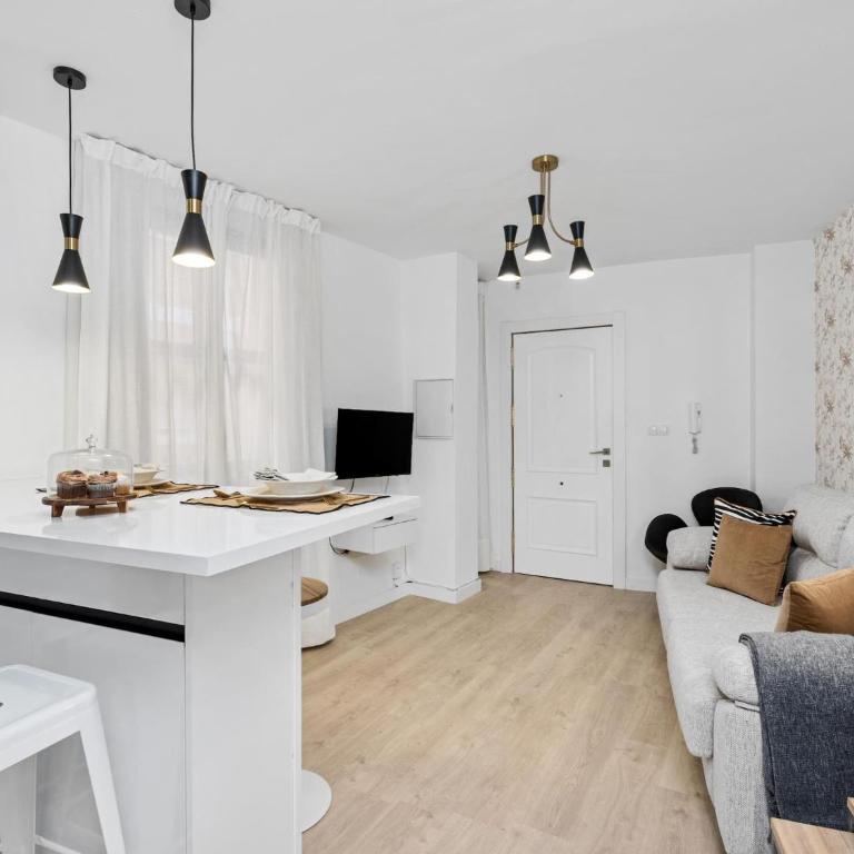 Elegant and Central Location - Apartment - 3