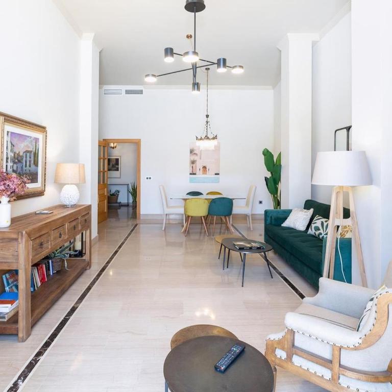 Chezmoihomes Town Hall Apartment 2 - Two-Bedroom Apartment - 14