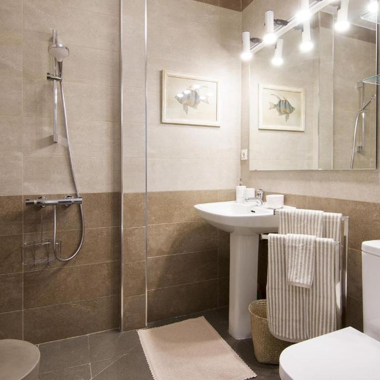 ChezmoiHomes Alhambra Penthouse - Apartment - 19