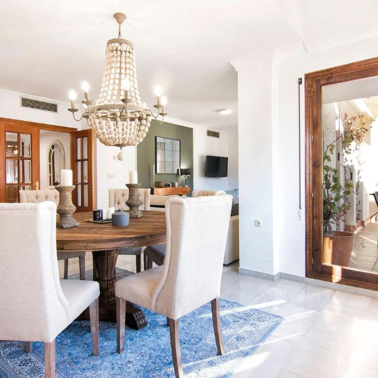 ChezmoiHomes Unique Alhambra Views - Apartment with Terrace - 2