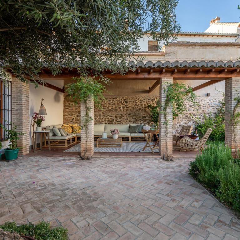ChezmoiHomes Carmen de Apperley - Villa with Private Pool - 64