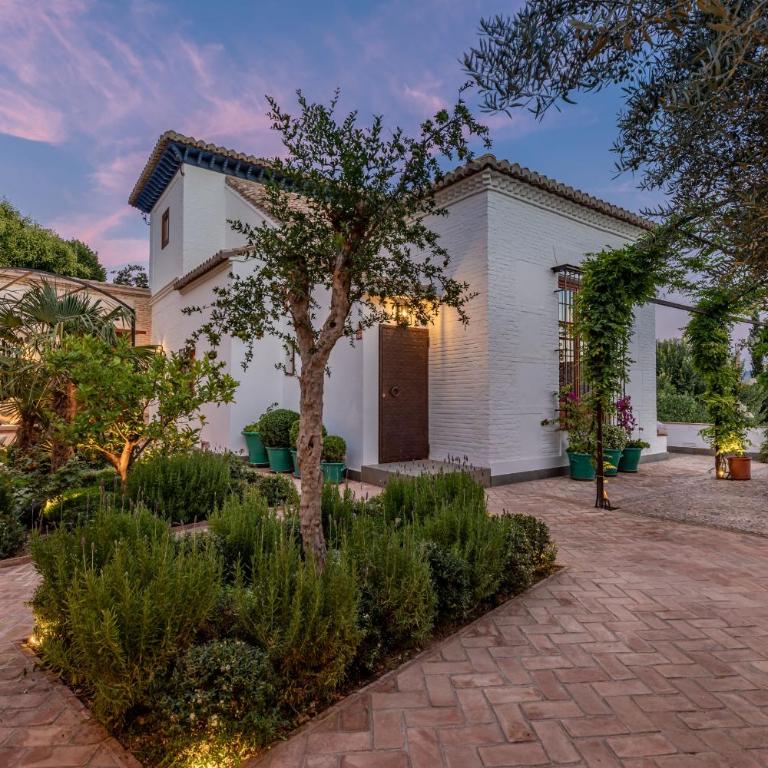ChezmoiHomes Carmen de Apperley - Villa with Private Pool - 65