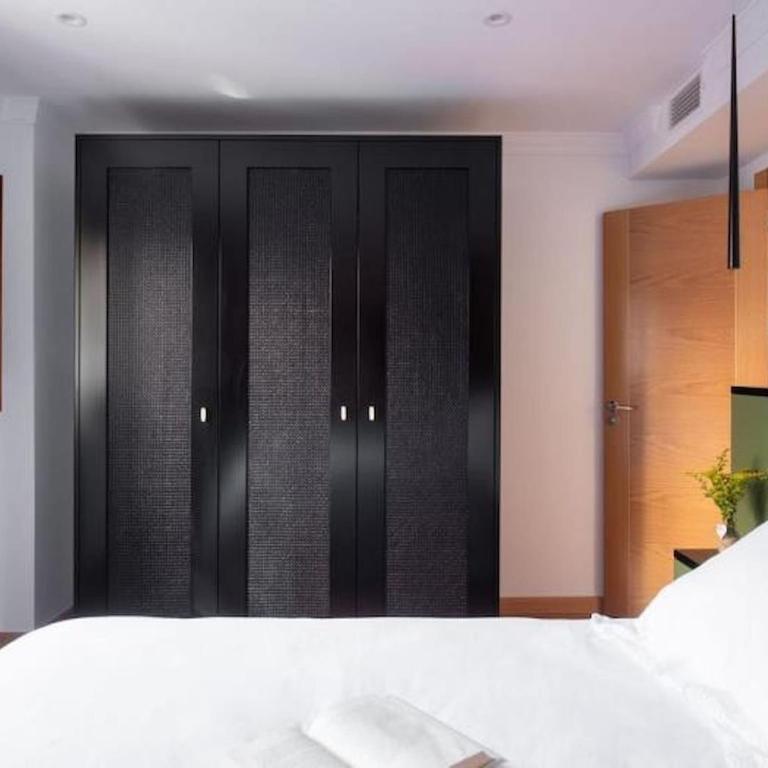 ChezmoiHomes Gran Via house with parking - Two-Bedroom Villa - 6