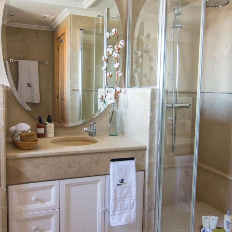 ChezmoiHomes Reyes Catolicos Penthouse - Penthouse Apartment - 12