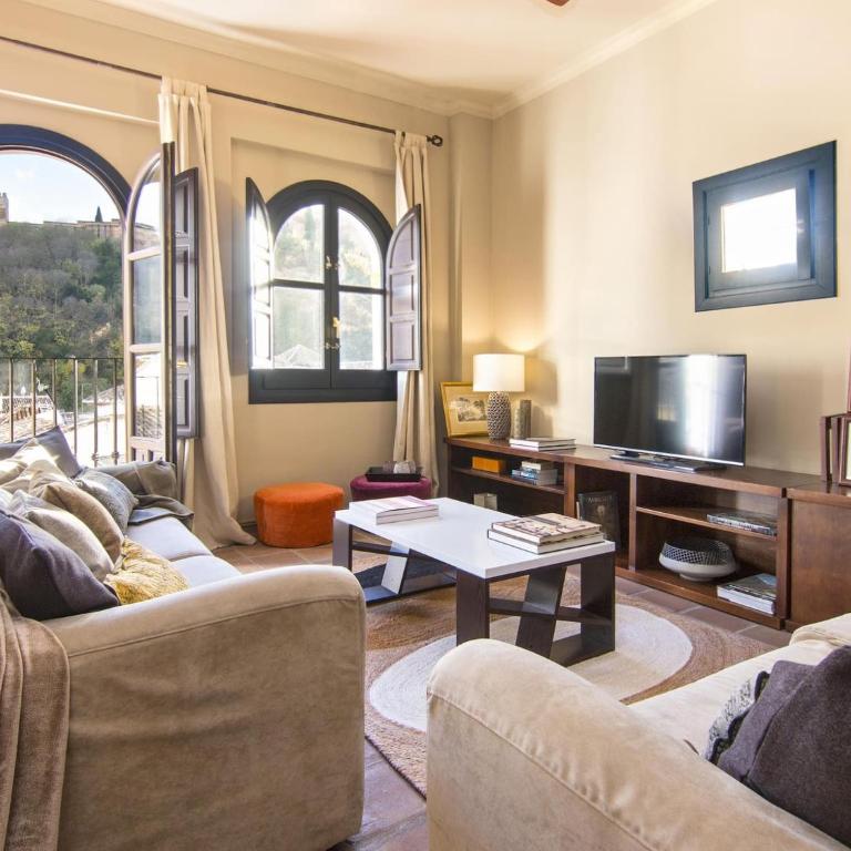 ChezmoiHomes Mirador de los Arcos - Two-Bedroom Apartment - 2