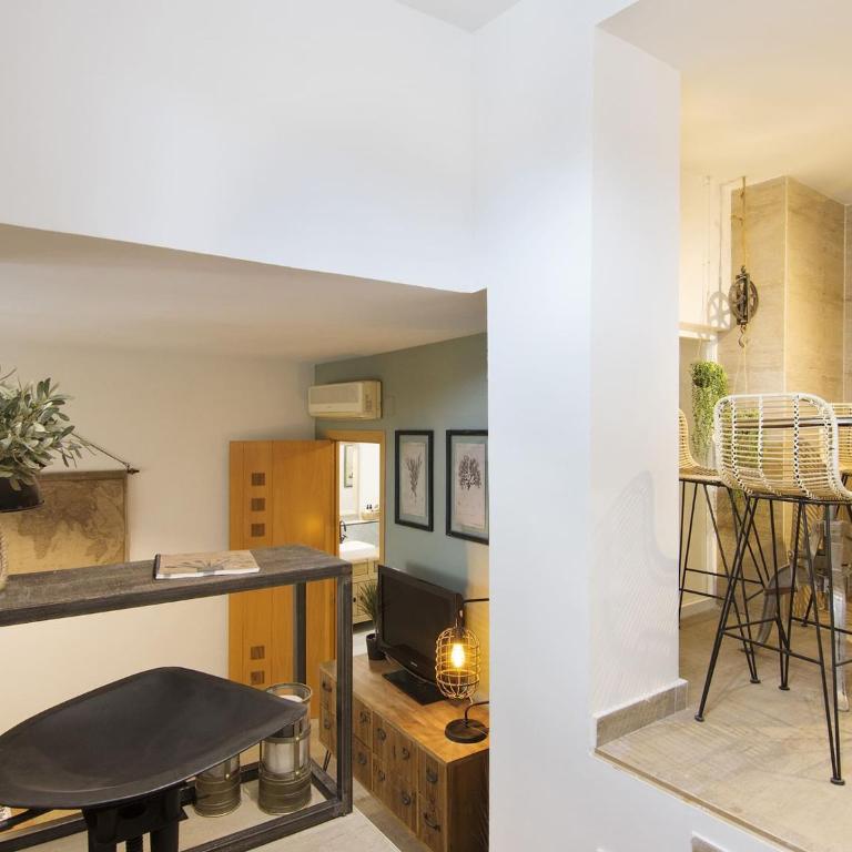 ChezmoiHomes Catedral 1B - One-Bedroom Apartment - 11