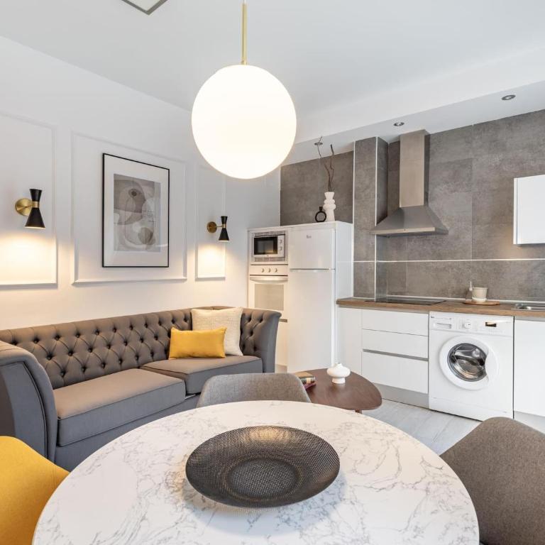 ChezmoiHomes Angel 18 1BR & 2BR - One-Bedroom Apartment - 12