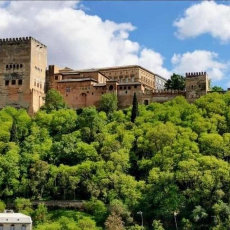 ChezmoiHomes Alhambra Dream - Apartment - 14