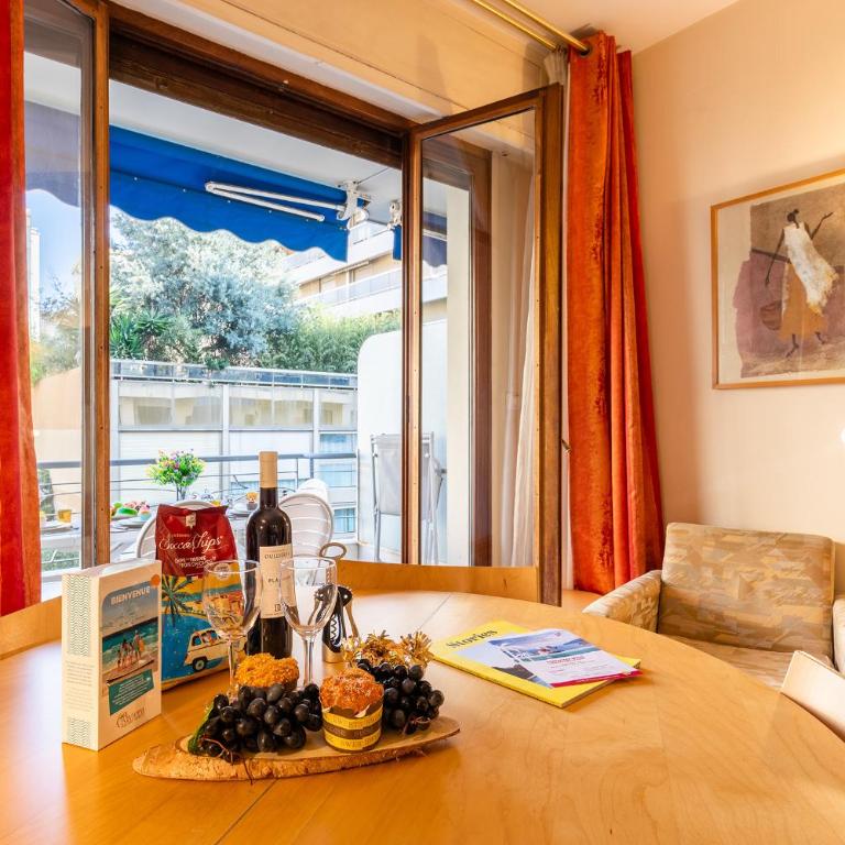 LE FRANCE-MASSENET AP3015 by Riviera Holiday Homes - Appartement avec Terrasse - 18