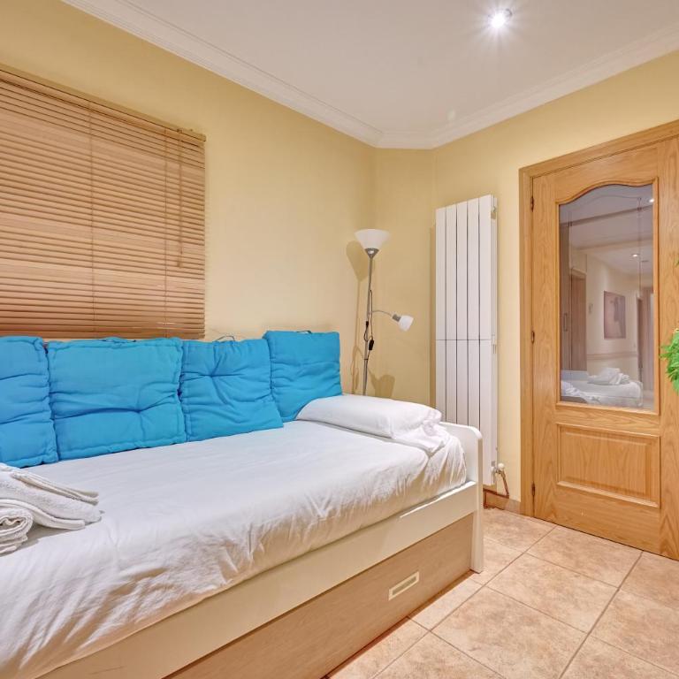 Corazón de Pamplona - Two-Bedroom Apartment - 13
