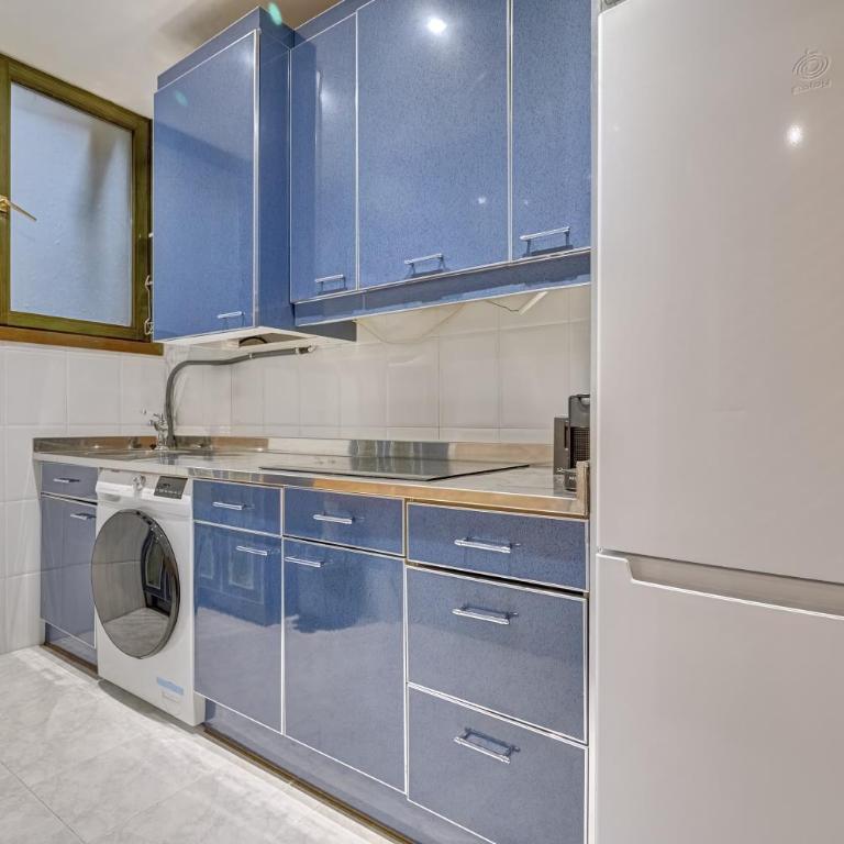 Corazón de Pamplona - Two-Bedroom Apartment - 24