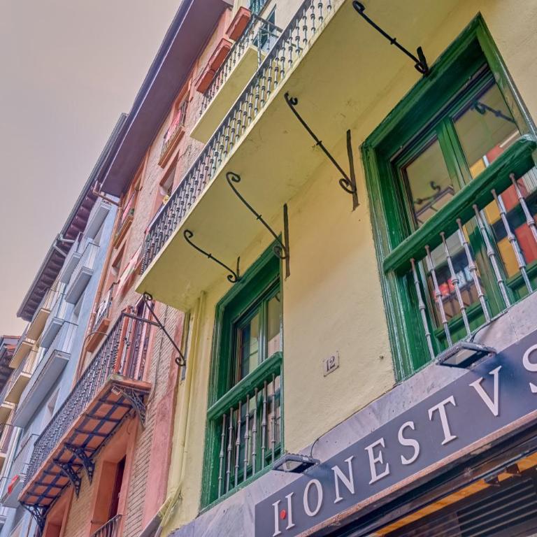 Corazón de Pamplona - Two-Bedroom Apartment - 31