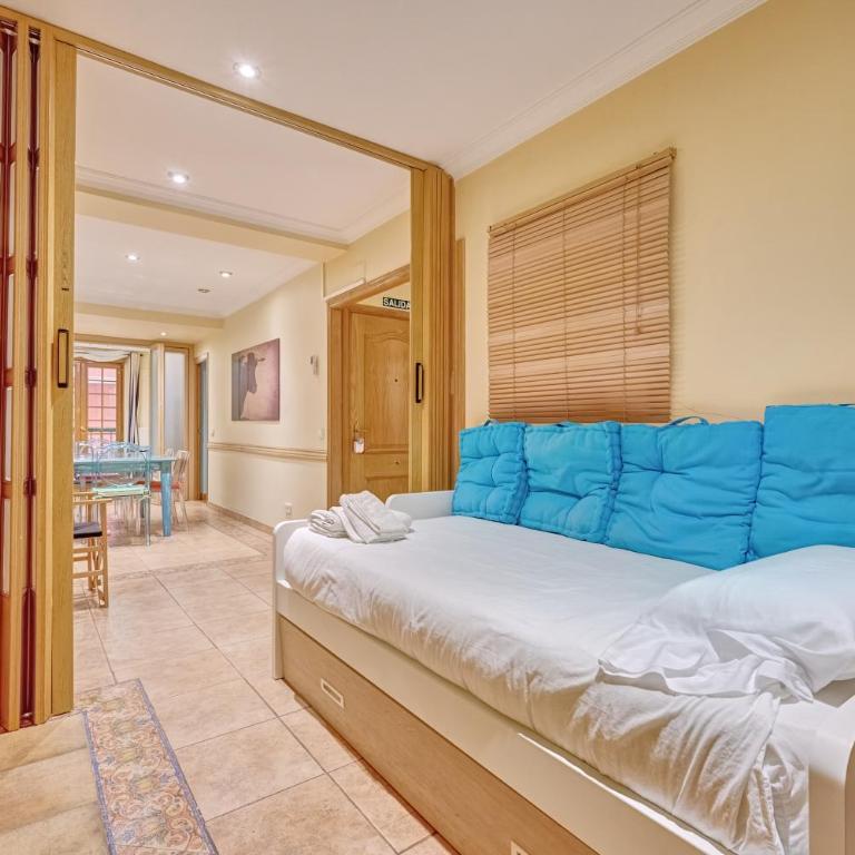 Corazón de Pamplona - Two-Bedroom Apartment - 6