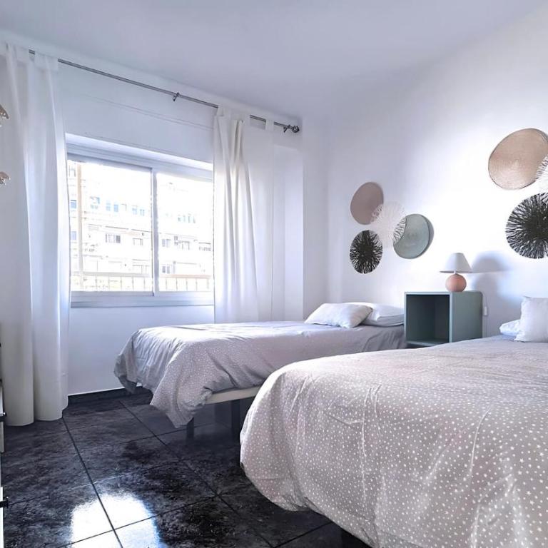 Little Sailboat - Apartamento centro de Torre del Mar - Three-Bedroom Apartment - 5