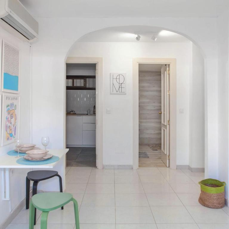 Picasso's Dream Cozy & Chic Attic Plaza Merced - Apartamento de 1 dormitorio - No fumadores - 12