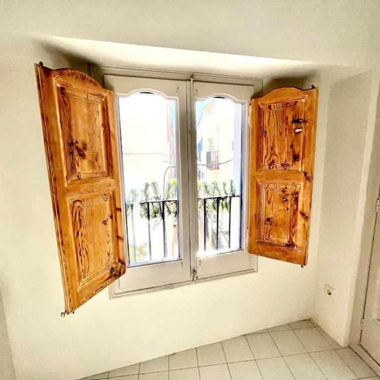 HUGE Whole House Old Town Sitges - Maison 6 Chambres - 20