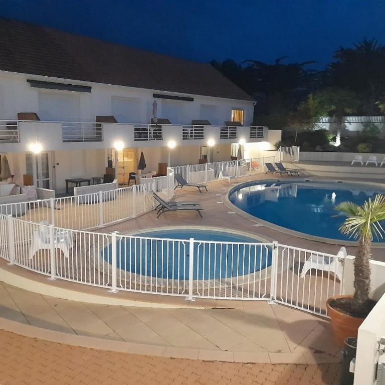 RÉSID'AZUR APPARTEMENT T2-PMR- Piscine privée - Appartement - Vue sur Piscine - 45
