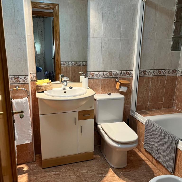 Las Salinas - Three-Bedroom Apartment - 6