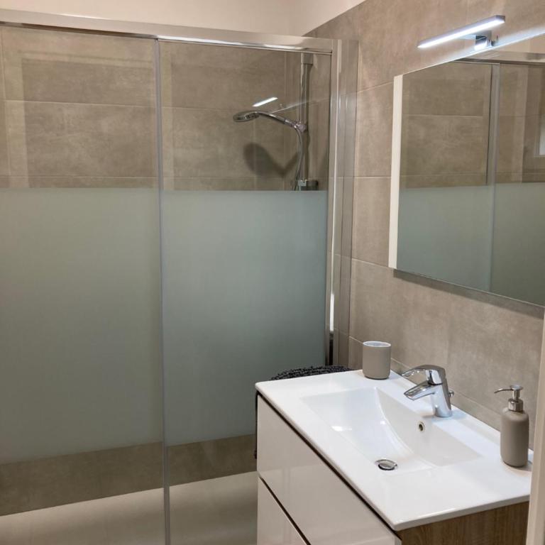 APPARTAMENTO ZANARDI 27 - Appartamento con 2 Camere da Letto - 10