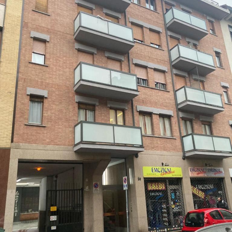 TURIN CENTER whit PRIVATE PARKING - Appartamento con 2 Camere da Letto - 2