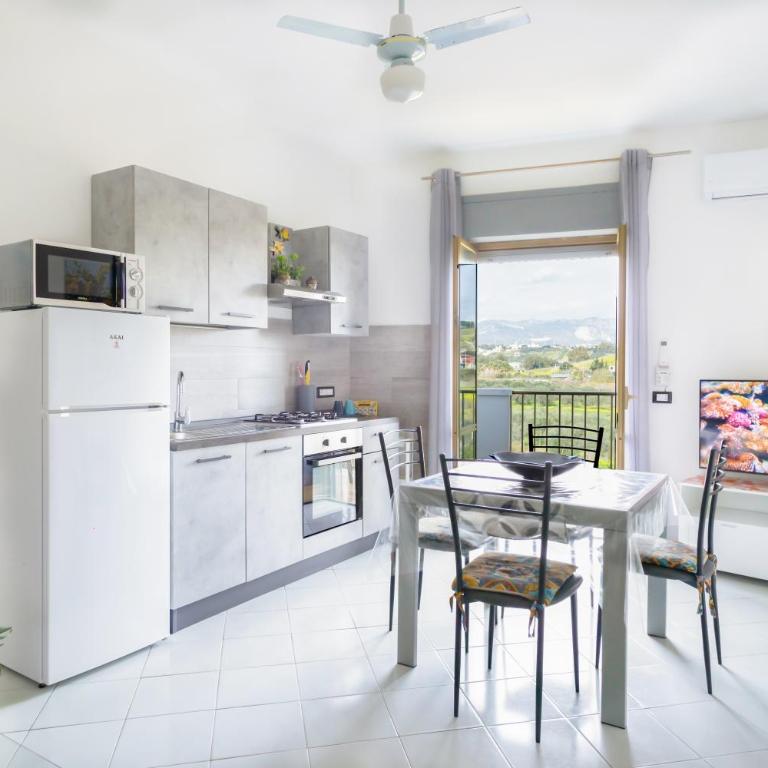Casa Vacanze Coralli by Biddizzi Rari - vicino alla Spiaggia - Two-Bedroom Apartment - 1
