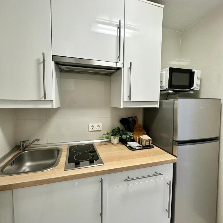 Torremolinos Center Apartment - Estudio - 11
