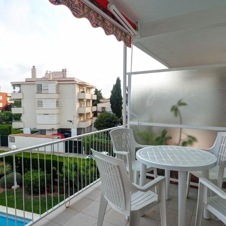 Sitges with pool near beach by Hello Homes Sitges - Apartamento de 2 dormitorios - 26