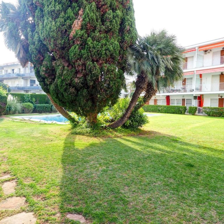 Sitges with pool near beach by Hello Homes Sitges - Apartamento de 2 dormitorios - 18