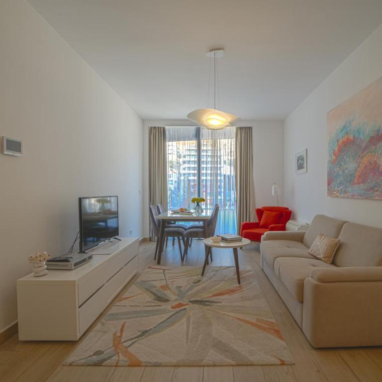 Amare Luxury Apartments - Apartman sa Pogledom na Planinu - 1