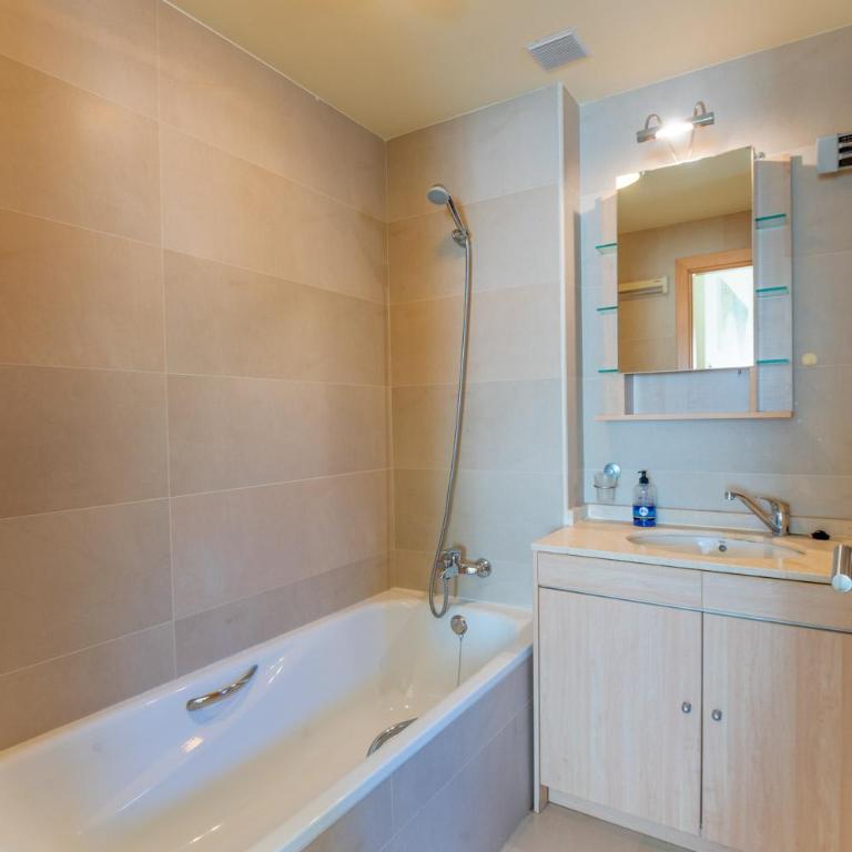 Villa Vista Almuñécar - Four-Bedroom House - 25