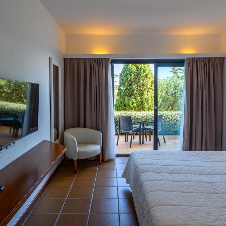Hotel Sol Ixent - Adults Only - Habitación Doble con vistas laterales al mar - 2