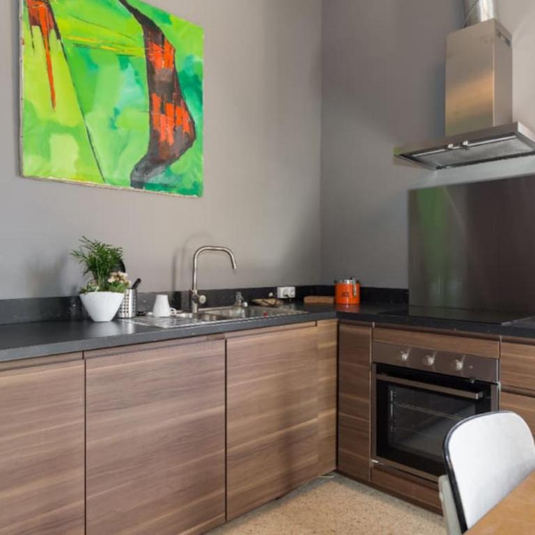 Une pause en Provence au Village des antiquaires de la Gare - Appartement 3 Chambres - 22