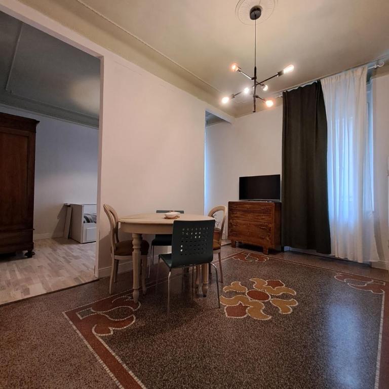 ROCK&WHITE - Appartamento con 2 Camere da Letto - 9