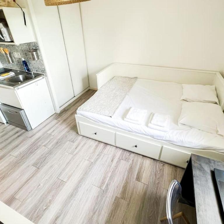 Studio Quilici - A 100 m des remparts - One-Bedroom Apartment - 6