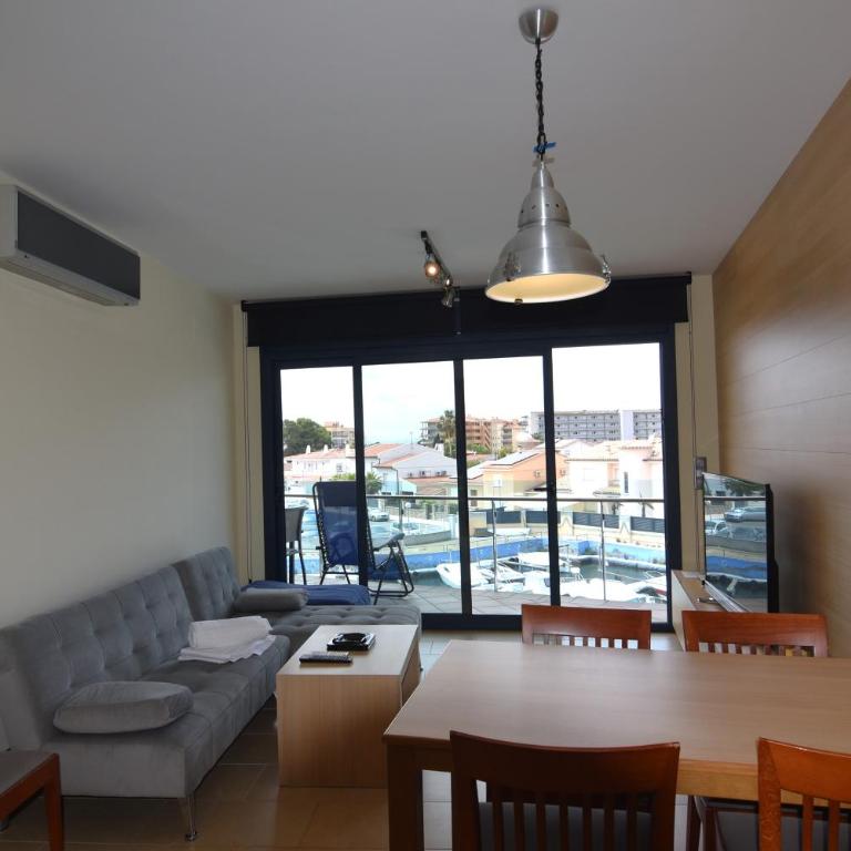 RNET - Apartments Roses Port Trebol - Apartamento con vistas a la piscina - 14