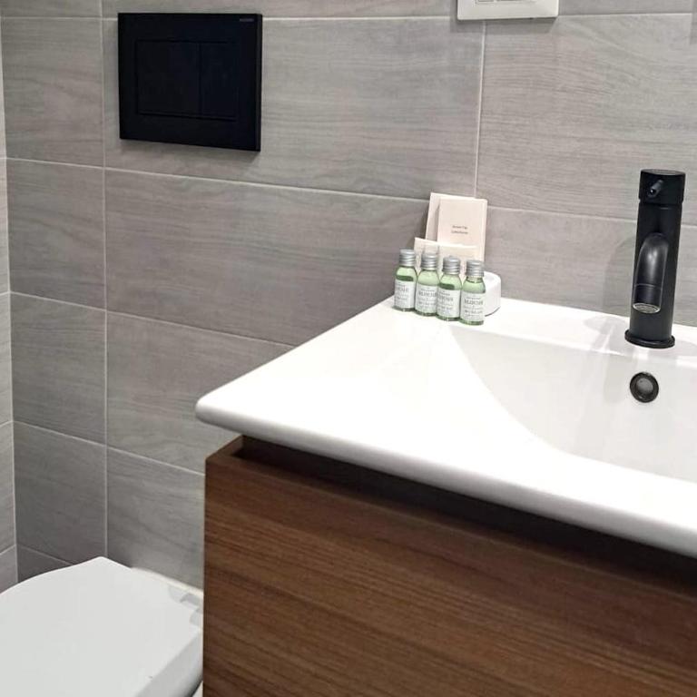 DormiRoma - Cedro 21 Apartments - Appartamento Superior con 2 Camere da Letto - 26