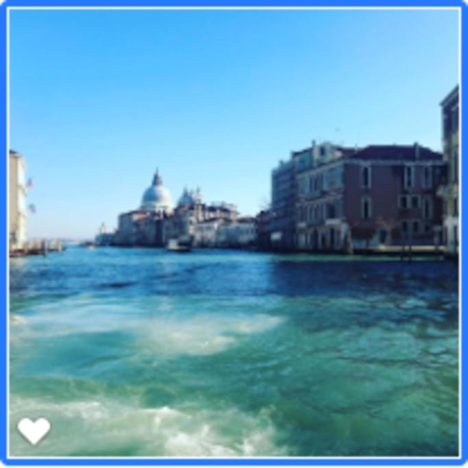 Mirella Apt, 2Min Train Station - Two-Bedroom Apartment - 2