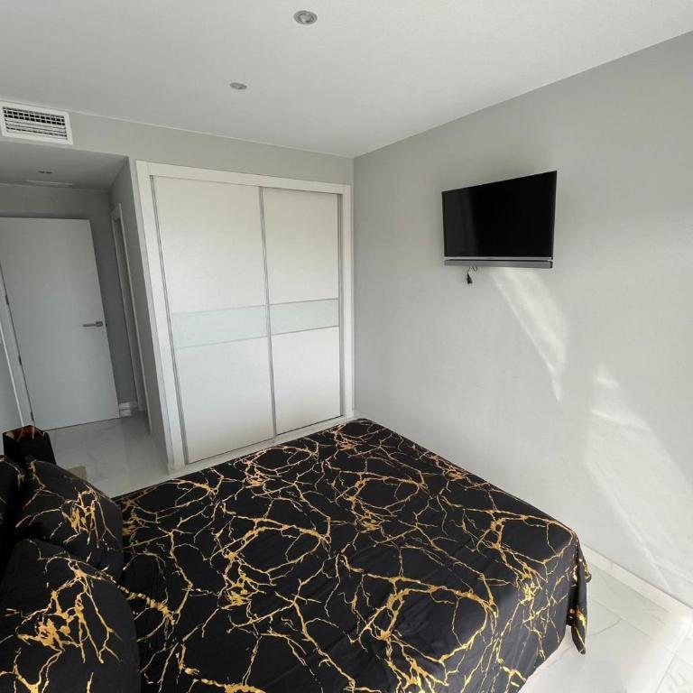 INFINITY VIEW 8 - Two-Bedroom Apartment - 26